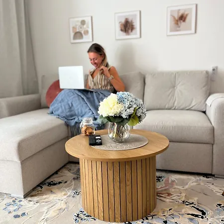 Apartment Luxury Pecka In Centre