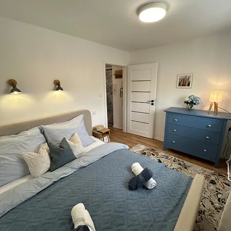 Luxury Pecka In Centre Martin