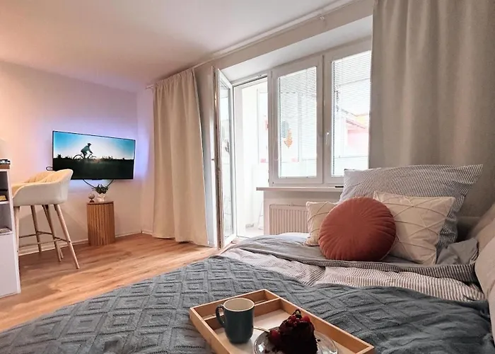 Luxury Pecka In Centre مارتون